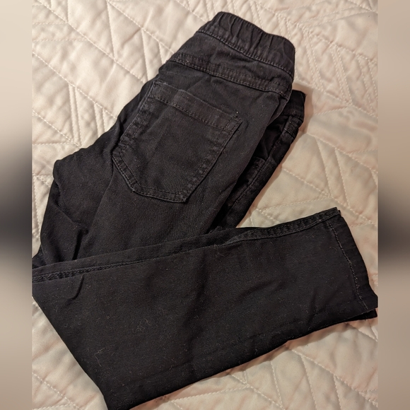 5/$20👶 H&M black denim leggings (3-4T) - Picture 2 of 3